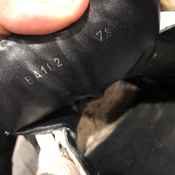 Louis Vuitton shoes - Picture 4 of 7